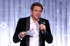 Jonathan Anderson Leads a Night of Fashion Milestones at the 2025 Fashion Awards