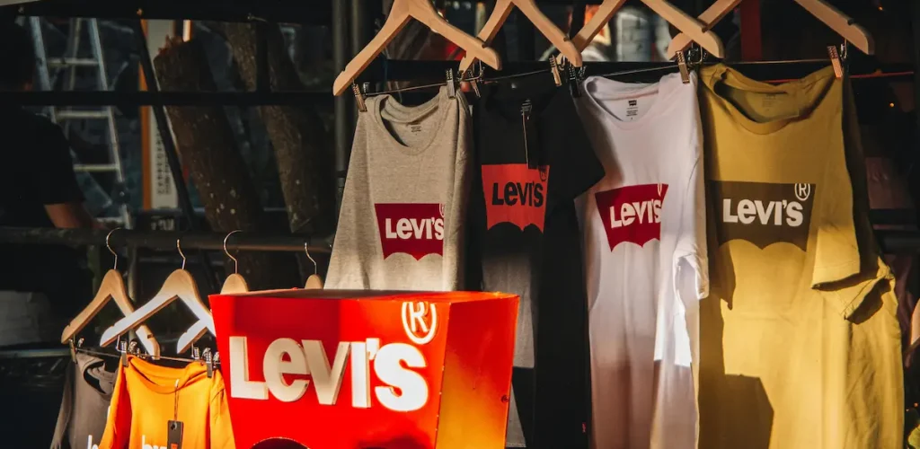 Levi’s shirts Size Converter